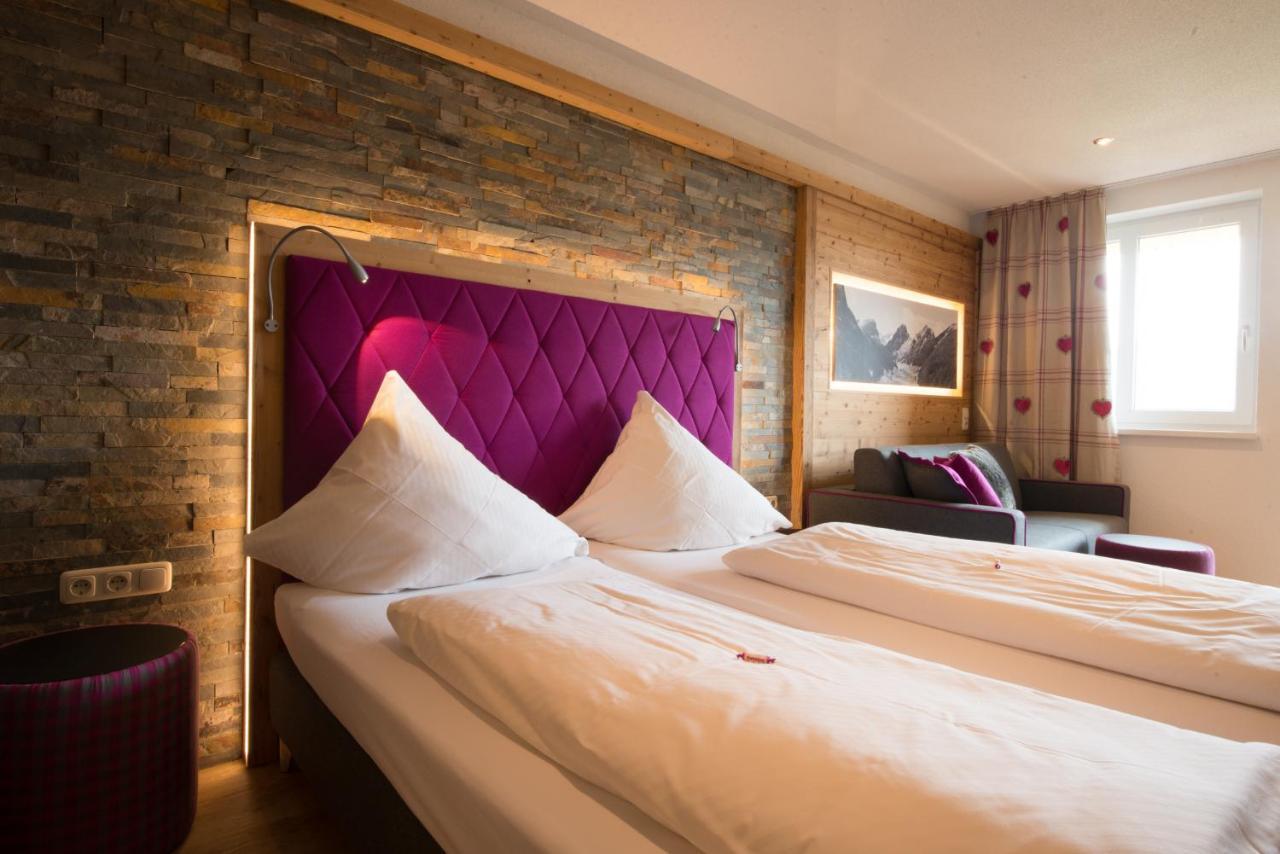 Hotel Walisgaden Superior Damüls Extérieur photo