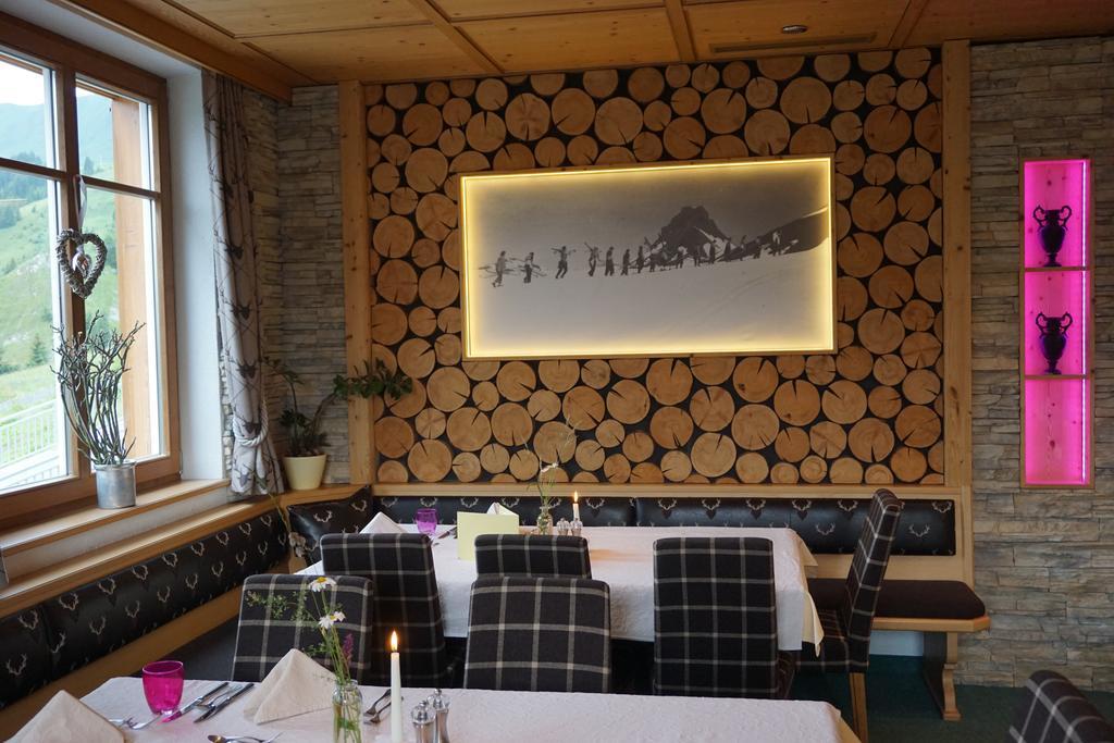 Hotel Walisgaden Superior Damüls Extérieur photo